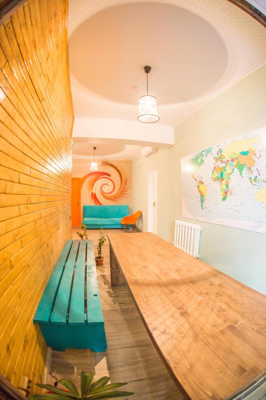 West Point Soul Hostel อัลมาตี ภายนอก รูปภาพ
