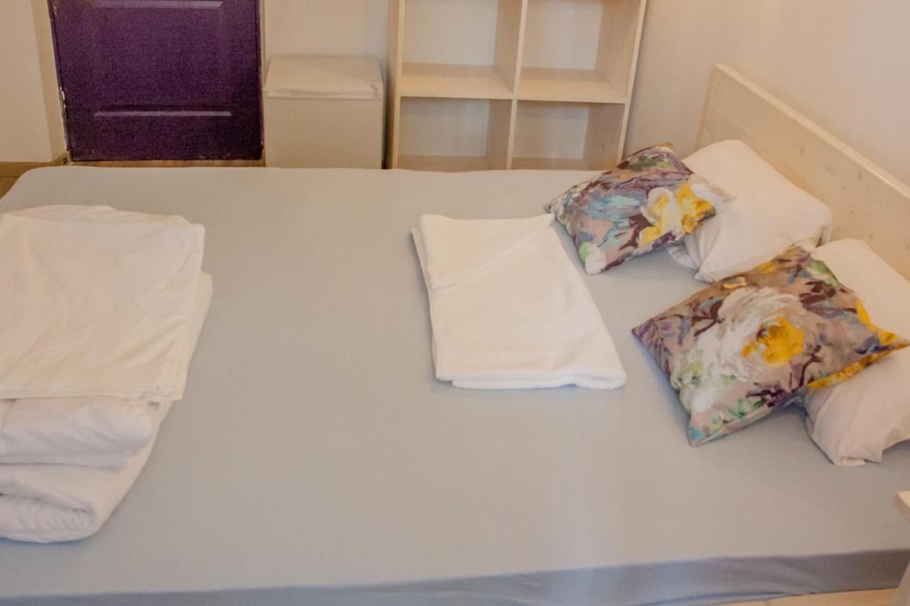 West Point Soul Hostel อัลมาตี ภายนอก รูปภาพ