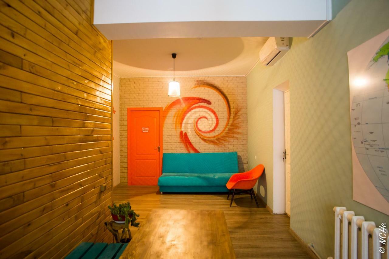 West Point Soul Hostel อัลมาตี ภายนอก รูปภาพ