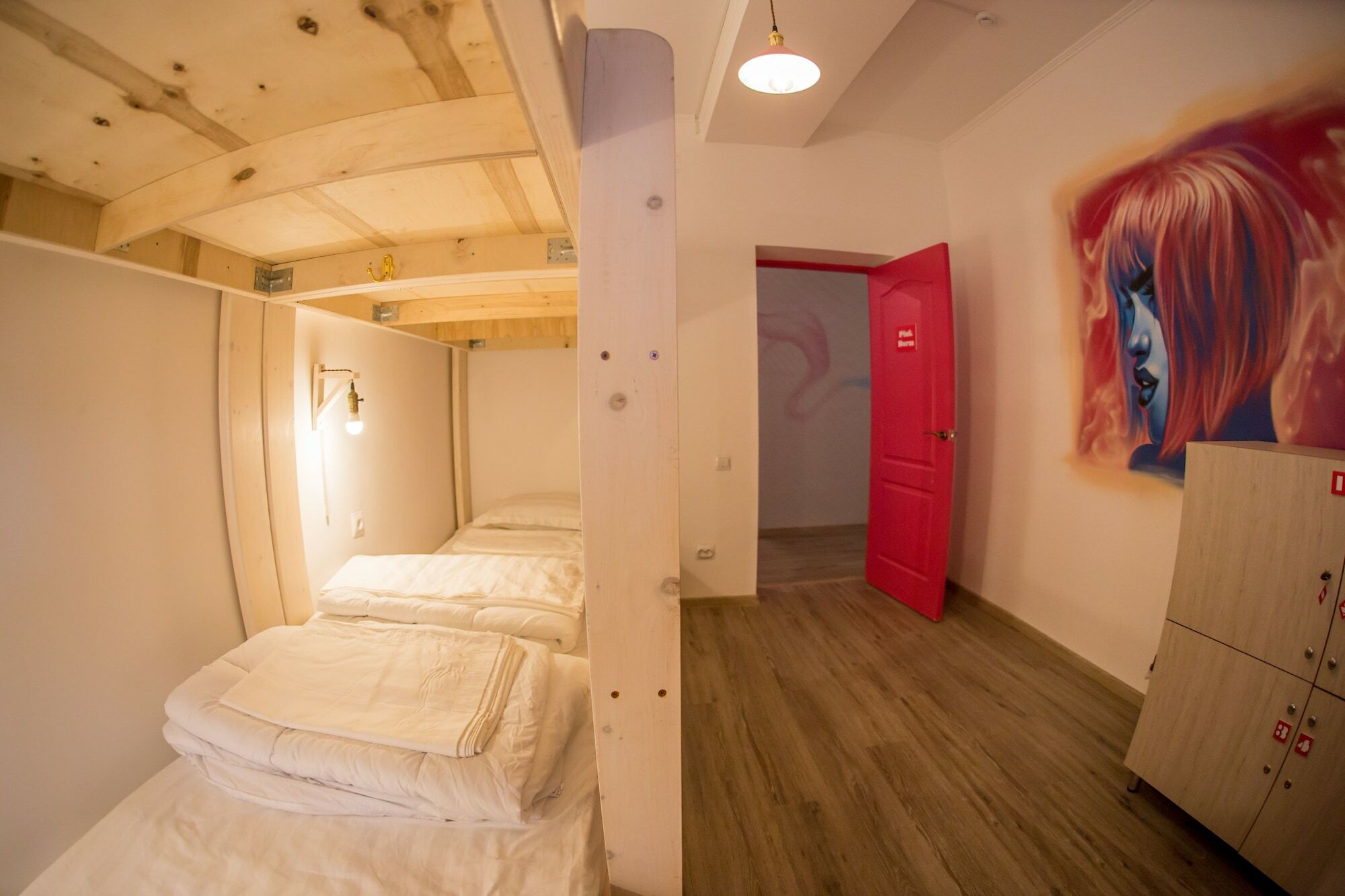 West Point Soul Hostel อัลมาตี ภายนอก รูปภาพ